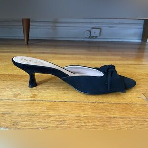 Inez Vivi Black Suede Mules size 10 like new